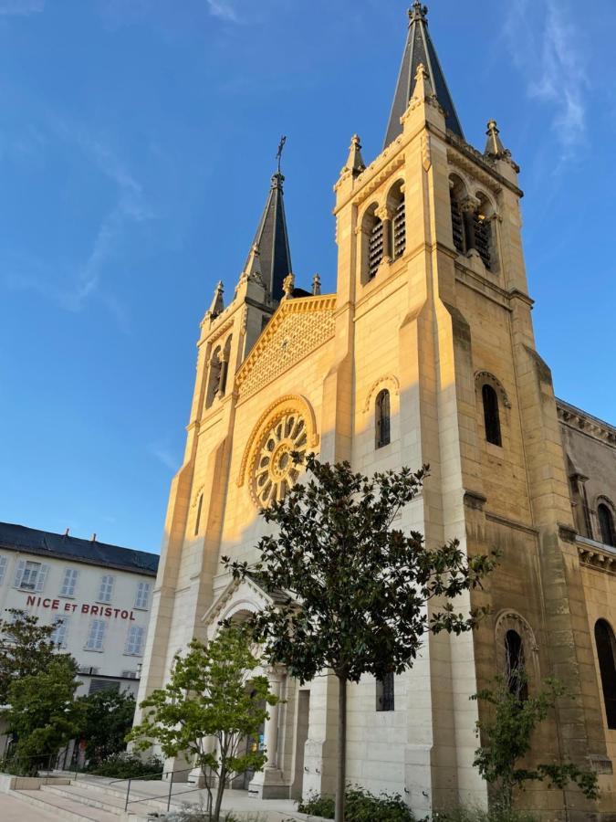 Appartement Le Palais Du Commerce Vichy Exterior foto